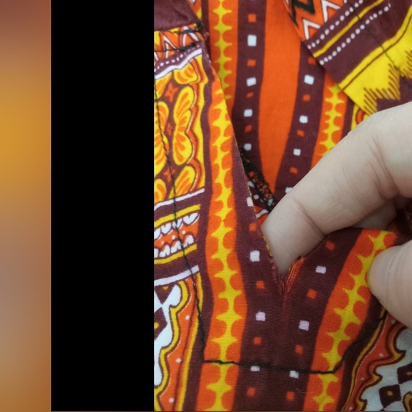 Hooded Vibrant Bohemian Style Top - Picture 7 of 7